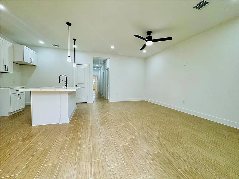 5710 Delmack St #A — Photo 14