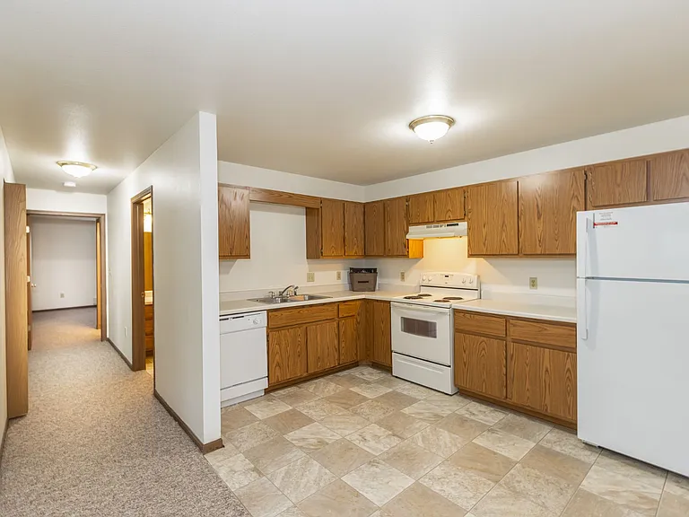 Weston Pines Apartments — Photo 8
