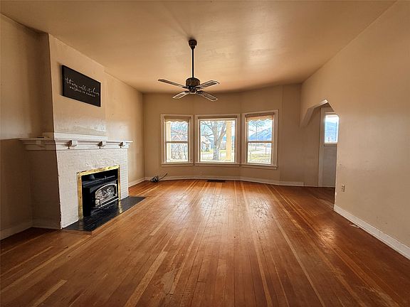 2nd image of 303 Rittenour St