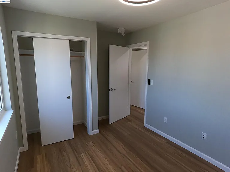 722 Foothill Blvd — Photo 14