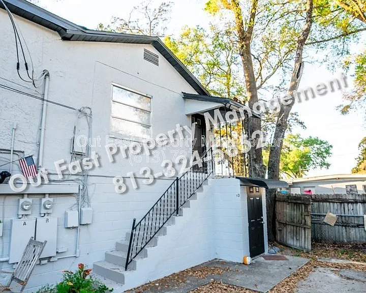 2315 W Rio Vista Ave #B1 — Photo 1