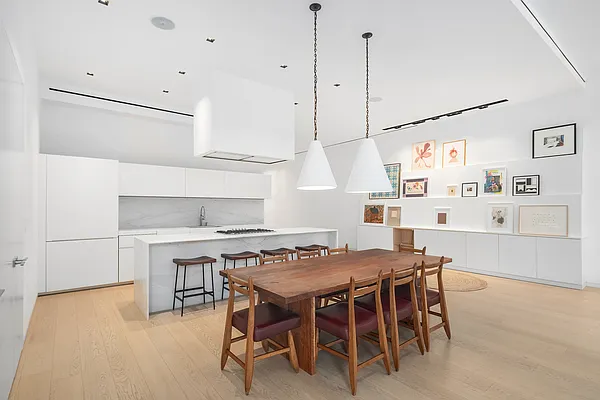 Rented by Coleman Real Estate Group | media 27