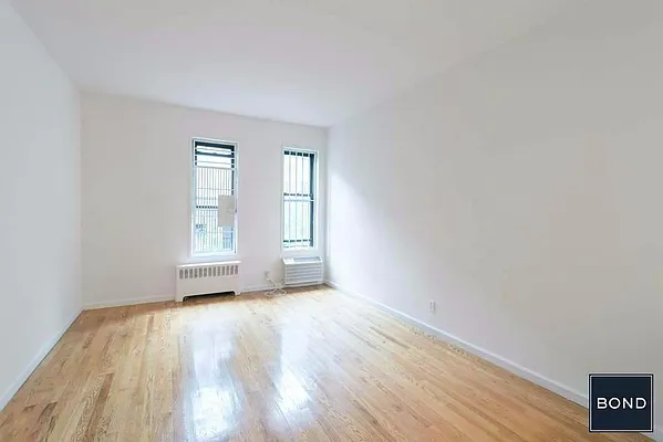 Rented by Bond New York | media 1