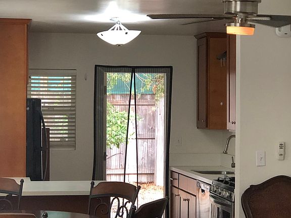 Kitchen/dining area