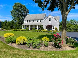 165 Delano Dr, North Kingstown, RI 02852