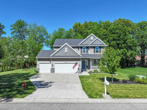 9252 Hidden Oaks Dr, Grand Blanc, MI 48439