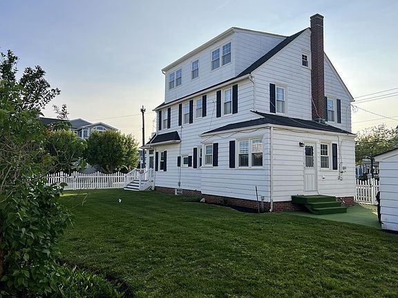 2nd image of 501 23rd St