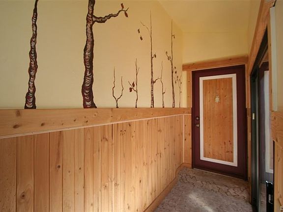 2nd image of 1143 Club View Dr