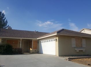 10678 Bonanza Rd, Adelanto, CA 92301