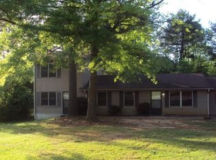 6651 Branch Dr, Rex, GA