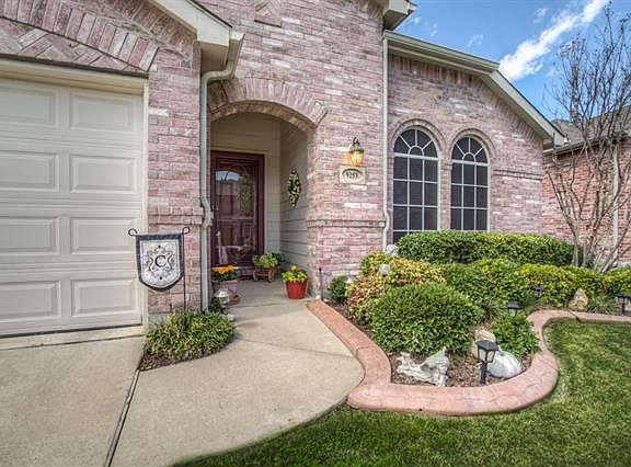 2nd image of 9253 Conestoga Dr