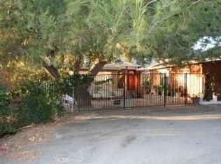 2565 N Stage Coach Ln, Fallbrook, CA 92028