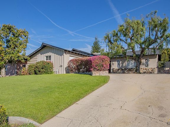 3rd image of 2722 Scott Pl