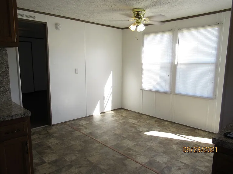 3185 Homestead Rd — Photo 8