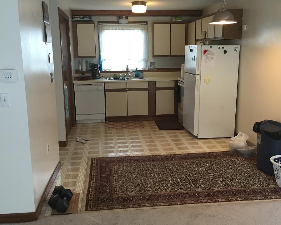 2nd image of 147 Riviera Dr