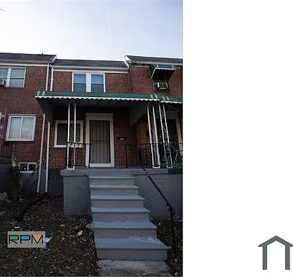 816 Bonaparte Ave