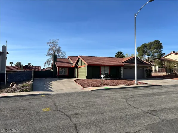 8913 Torcello Dr, Las Vegas, NV 89117