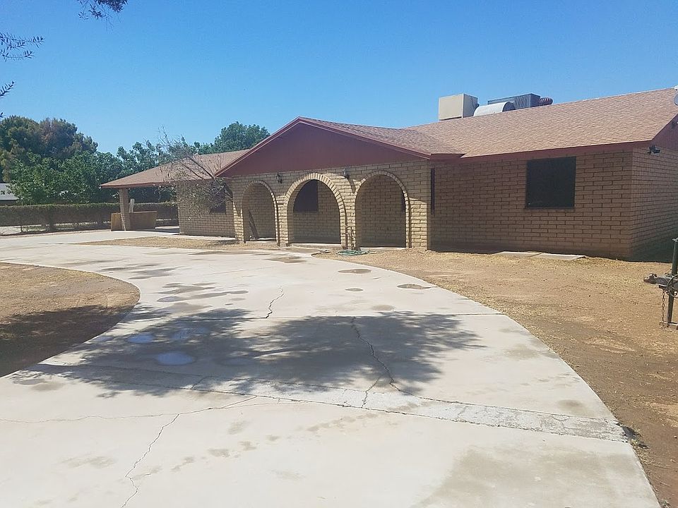Ranch style home 1.82 ACRE