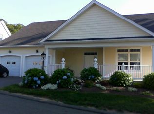 2 Hawthorn Hill, Tolland, CT 06084