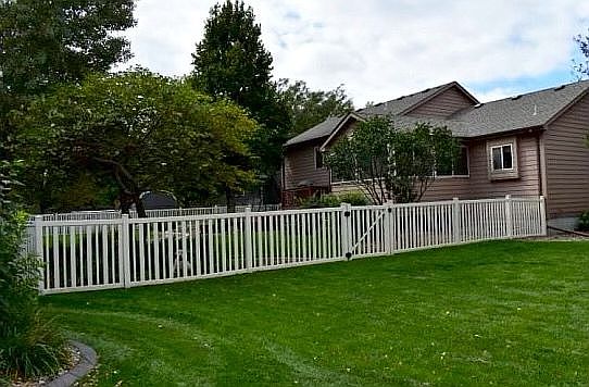 3rd image of 3201 W Auburn Hills Cir