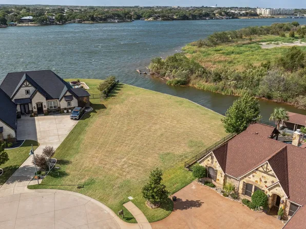 1003 Sunset Bay Ct, Granbury, TX 76048