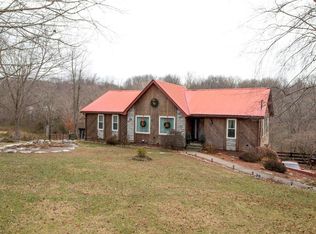 303 Hide Away Cove Rd, Lancaster, KY 40444