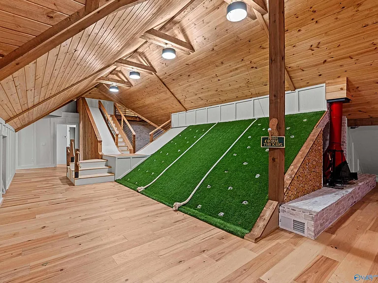180 Greystone Pass — Photo 34