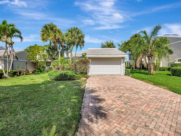 45 Eastgate Drive #B, Boynton Beach, FL 33436