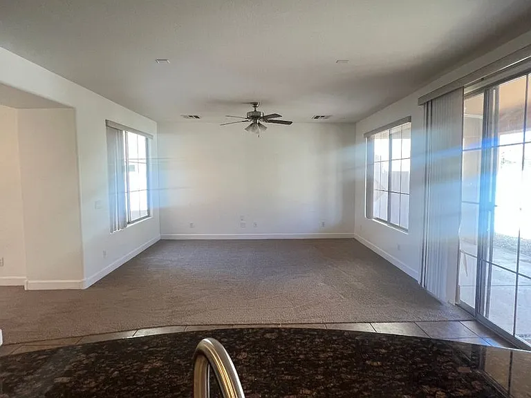 3302 E Jasper Dr — Photo 5