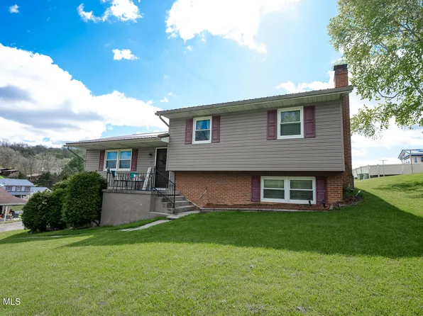 210 Fay St, Hollidaysburg, PA 16648
