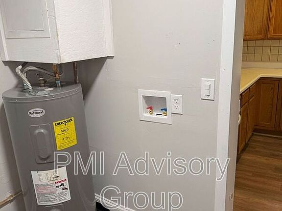 2nd image of 2706 SE Kentucky Ave