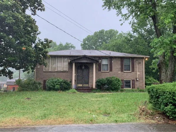 3848 Woodward Dr, Nashville, TN 37207
