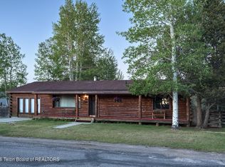 457 S Lincoln Ave, Pinedale, WY 82941