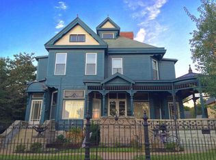 1005 SE 2nd St, Evansville, IN 47713