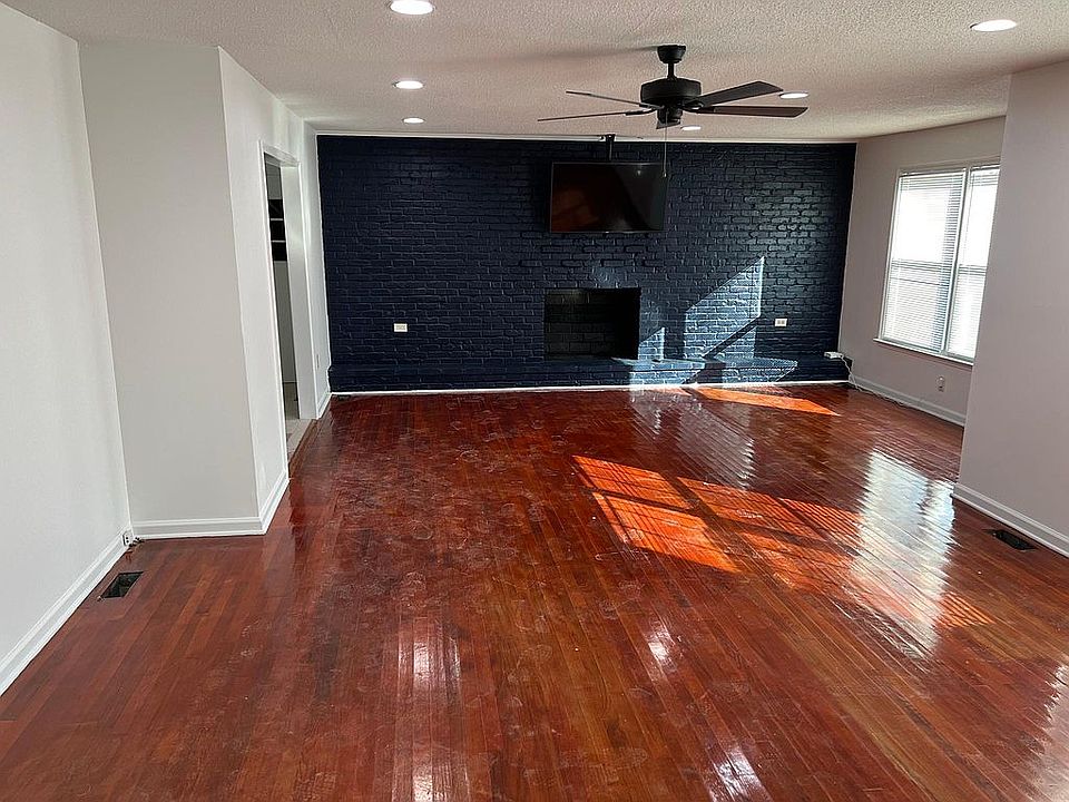 1st image of 393 Whittaker Pkwy