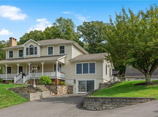 74 Perks Blvd, Cold Spring, NY 10516