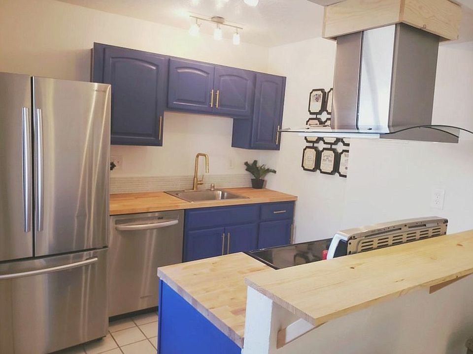 1st image of 6028 Calle Nueve NW
