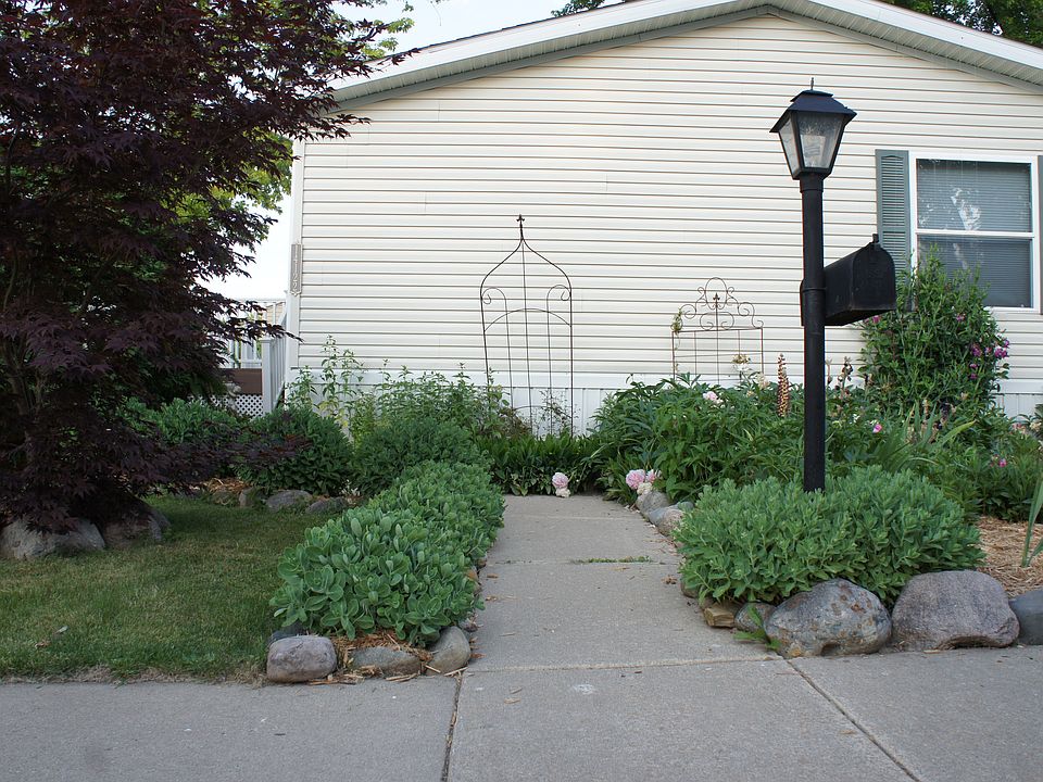 1st image of 14122 E Dr