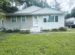 1746 Jackson St N, Maplewood, MN 55117