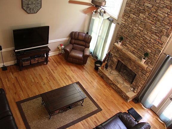 4th image of 160 Stonehaven Dr