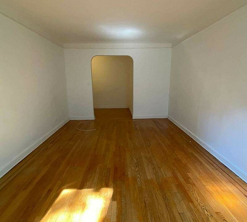1st image of 83-43 118th St #333