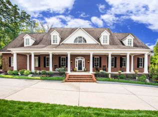 138 Center Park Ln, Oak Ridge, TN 37830