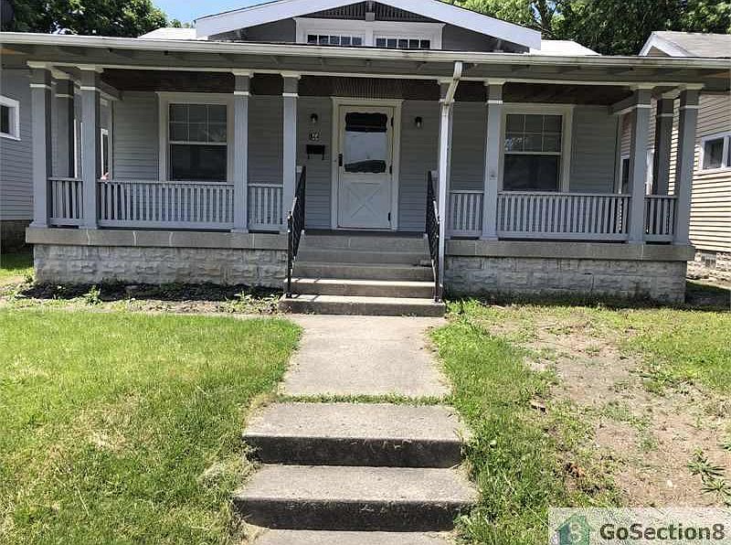 1st image of 944 N Bradley Ave