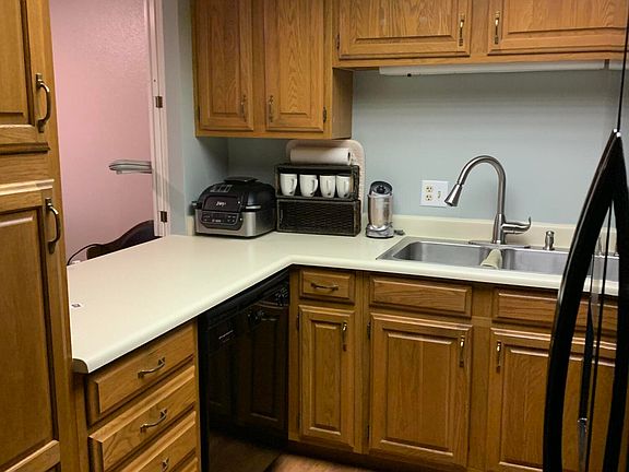 2nd image of 10330 W THUNDERBIRD Boulevard #B202