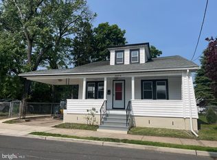 22 Arbor Ave, Hamilton, NJ 08619