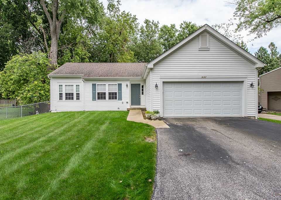1st image of 38387 N Manor Ave