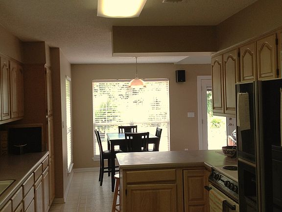 Plenty of cabinets