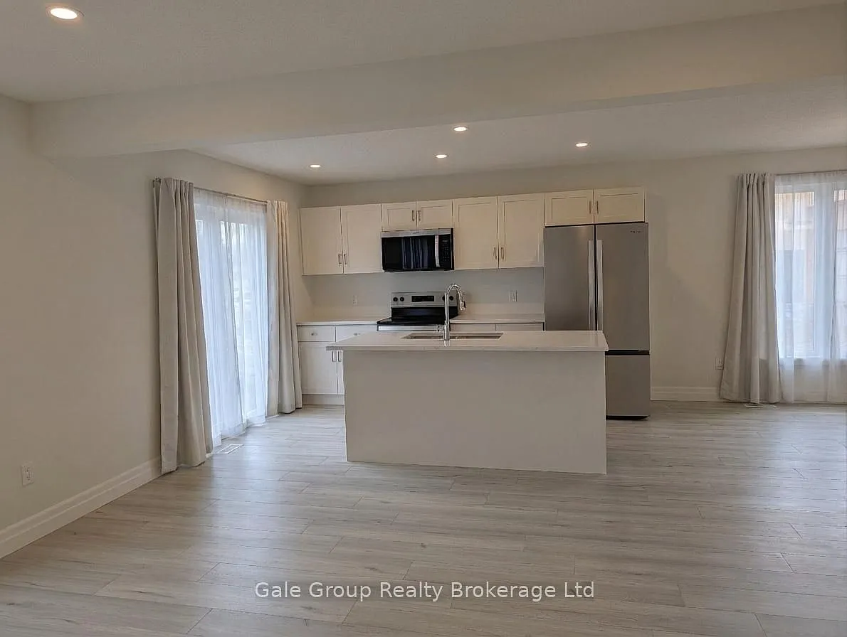3 bed, $2,650 — Photo 3