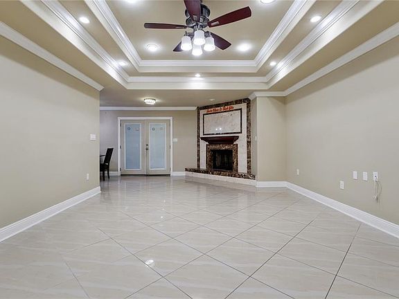 3rd image of 4921 Sherwood Dr