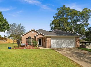 618 William Dr, Lindale, TX 75771